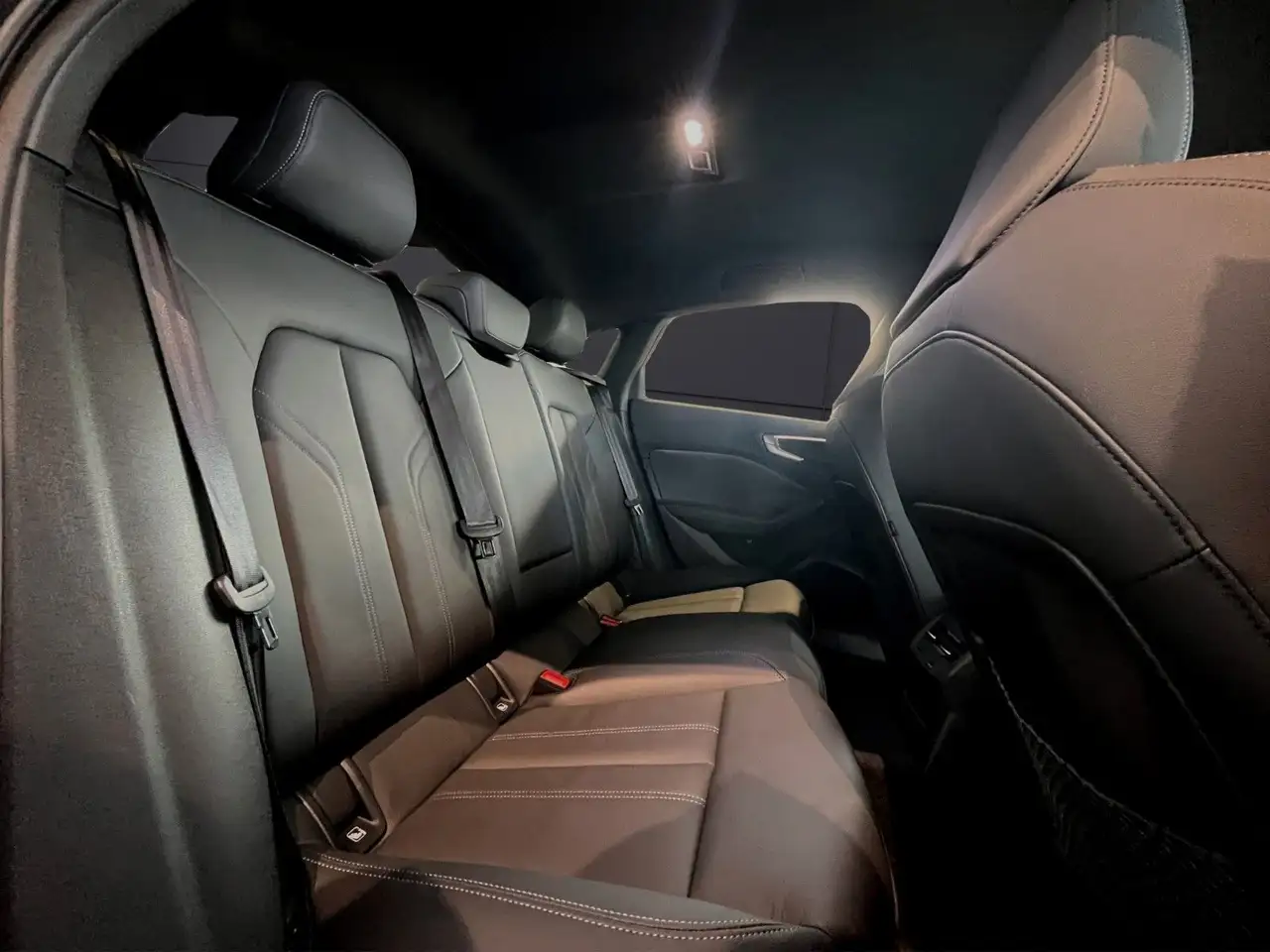 Audi A5 Lim S-Line Leder*Dab*Kam*SZ*NaviPlus*ParkAssi — Vehicle gallery 10