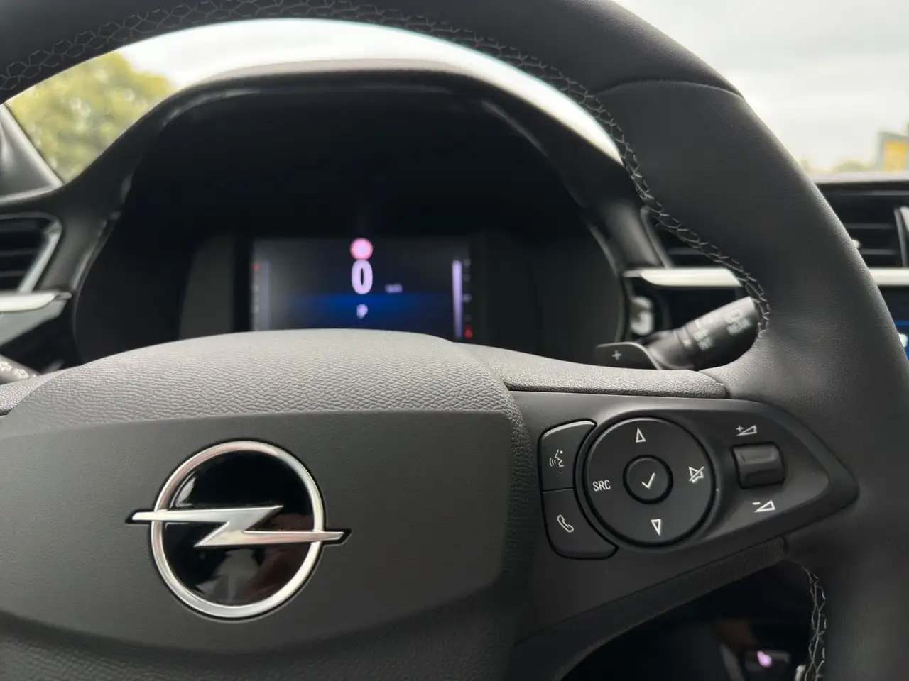 Opel Corsa F Premium "GS" Panorama/Voll-LED/Navi/DAB — Galerie du véhicule 30
