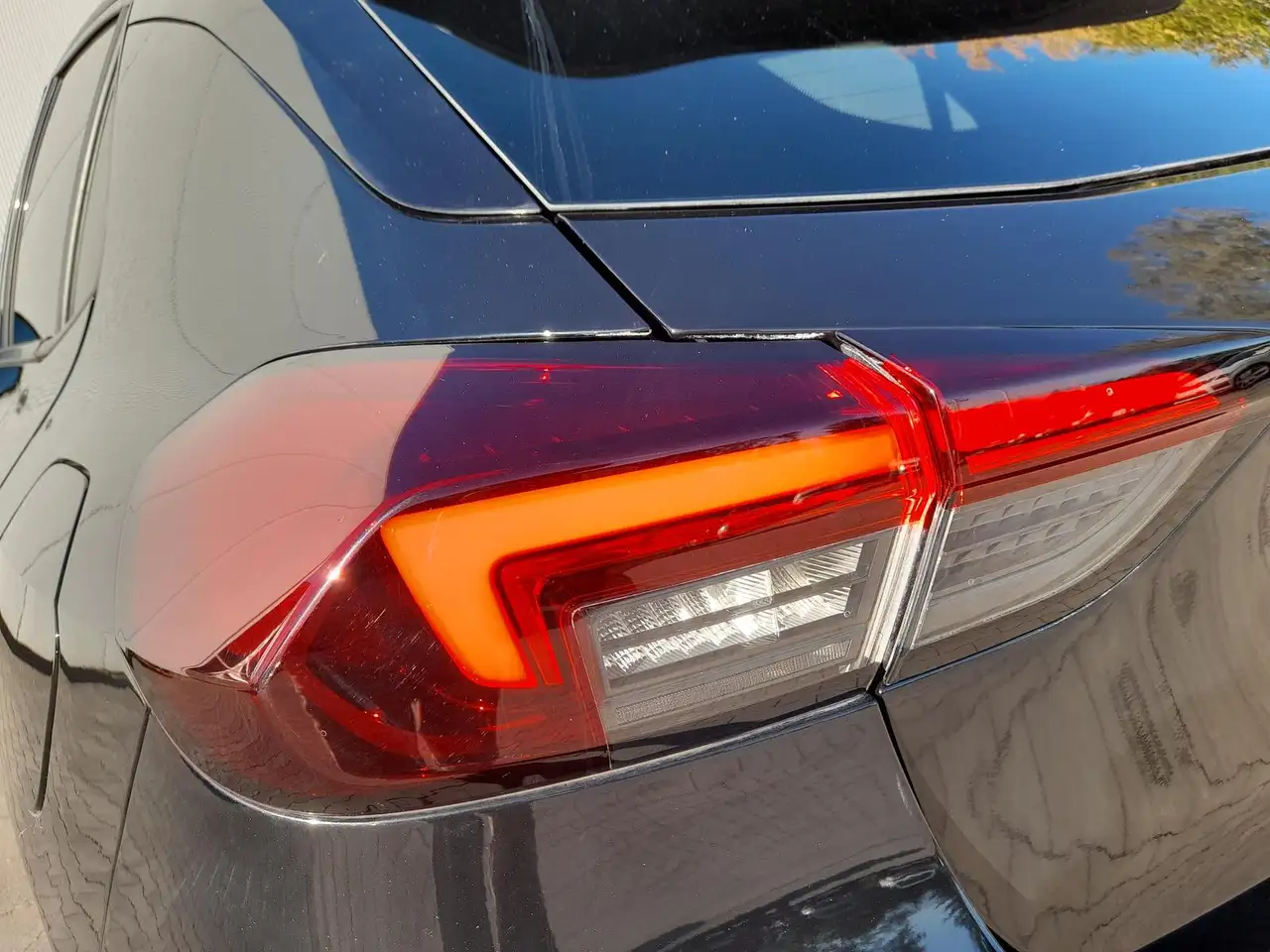 Opel Corsa F GS NAVI~SHZ~2xPDC~APP~RFK~LED~LHZ~DAB — Galerie du véhicule 13
