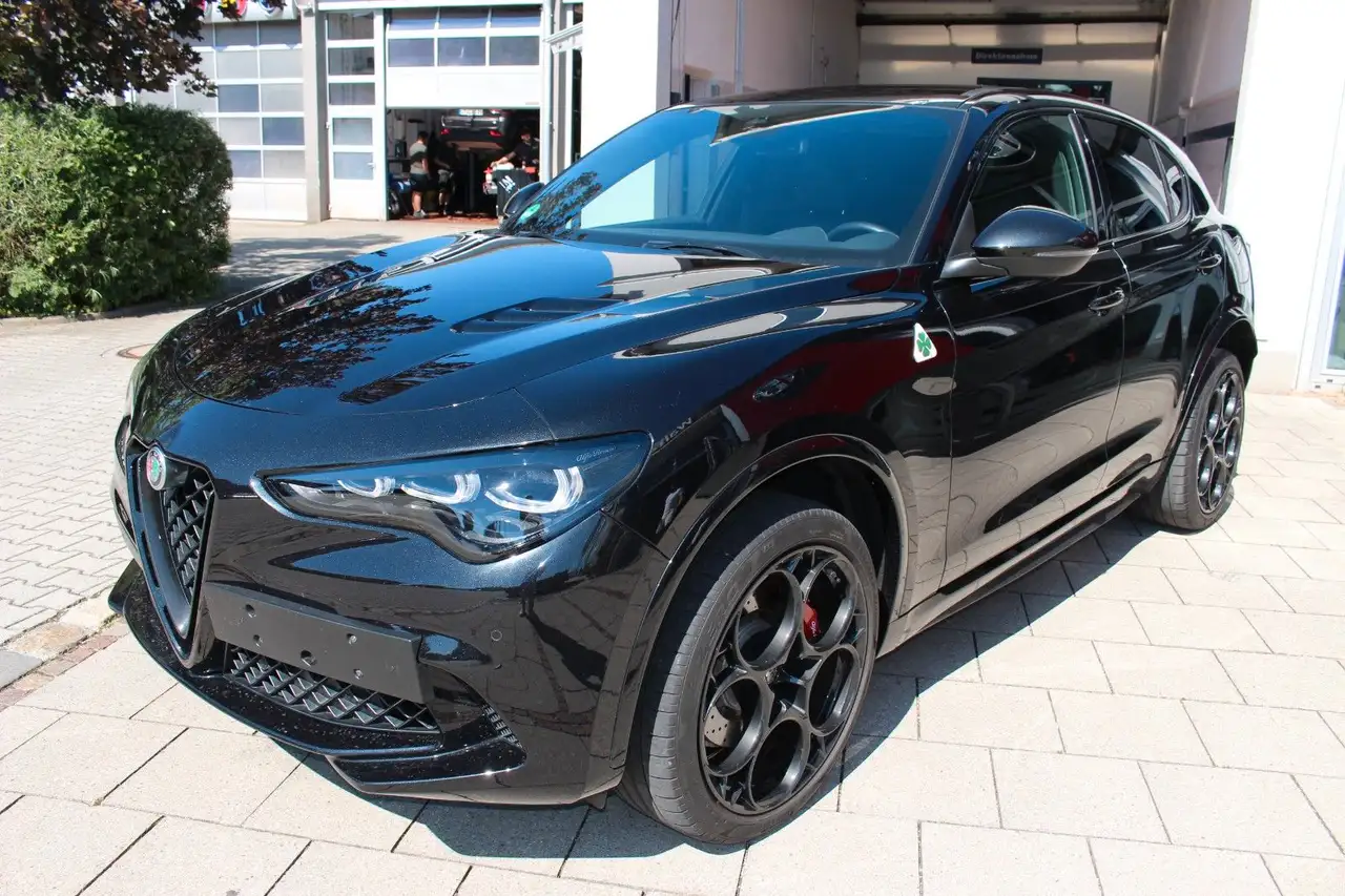 Alfa Romeo Stelvio Quadrifoglio Q4 LED_MATRIX/We.Gar.03-28 — Vehicle gallery 6