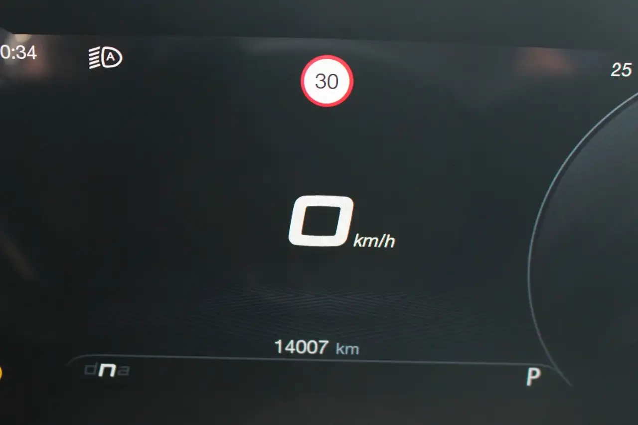 Alfa Romeo Stelvio Quadrifoglio Q4 LED_MATRIX/We.Gar.03-28 — Vehicle gallery 11