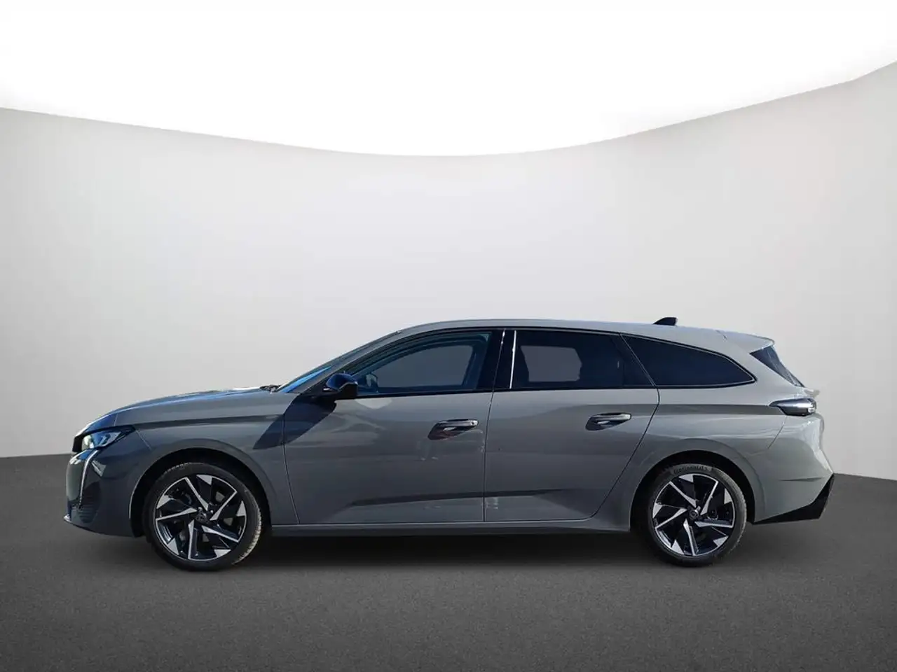Peugeot 308 SW Allure HYBRID 136 e-DSC6 — معرض صور السيارة 4