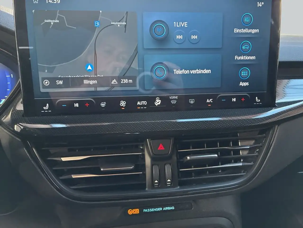 Ford Focus Turnier 1.0 EcoBoost Hybrid ST-LINE X — Vehicle gallery 14