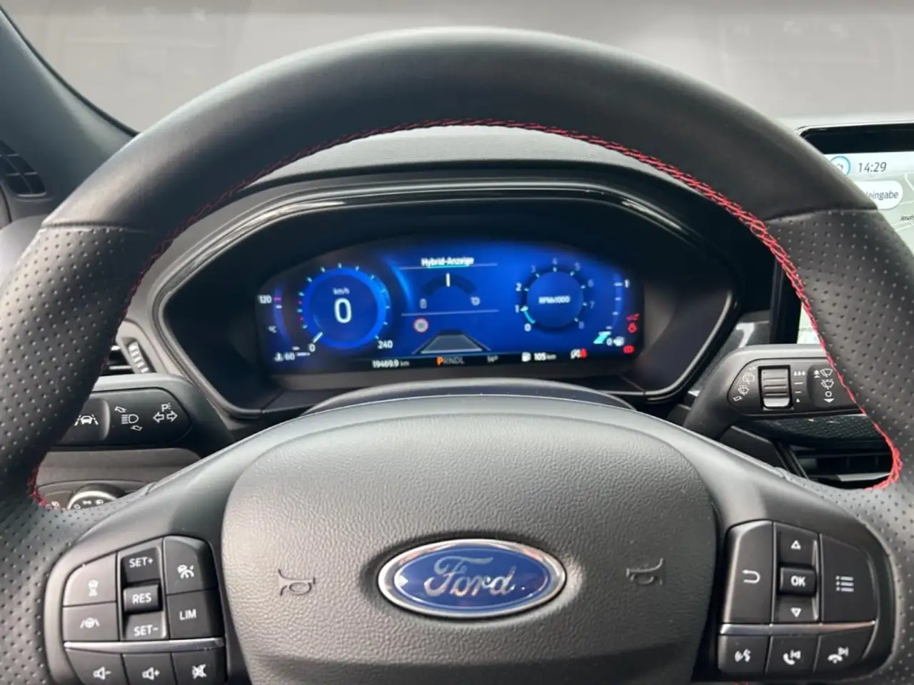 Ford Focus ST-Line X Turnier 1,0l EcoBoost AT AHK-abnehmbar N — Galerie du véhicule 9