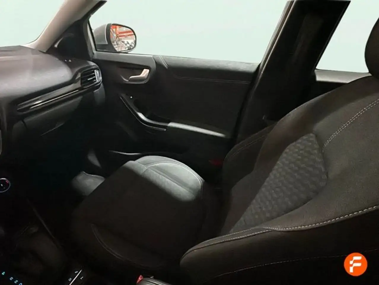 Ford Puma 1.0 EcoBoost 125cv Titanium MHEV Auto — Vehicle gallery 12