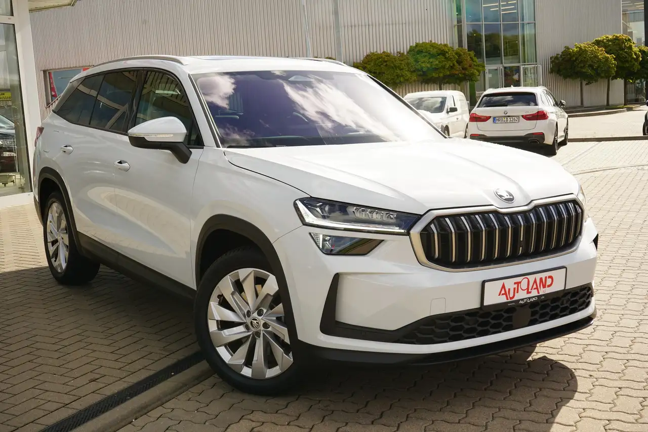 Skoda Kodiaq 1.5 TSI Navi Memory Totwinkel Panorama — Galería del vehículo 8