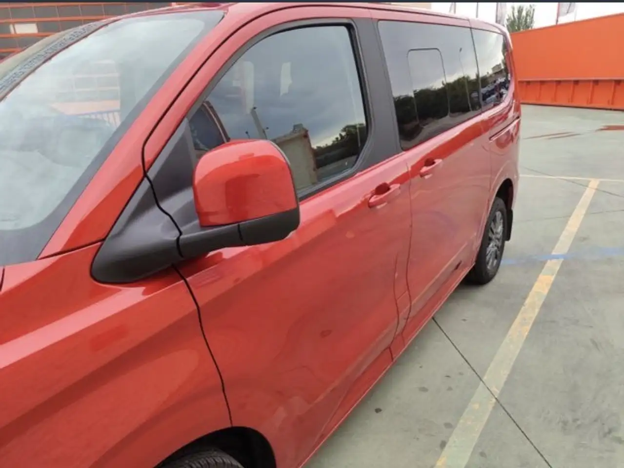 Ford Tourneo Custom 2.0 EcoBlue Titanium X Aut. 170 — Vehicle gallery 2