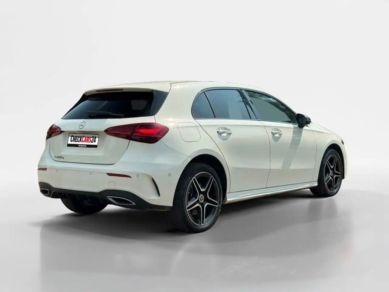 Mercedes-Benz A 250 A A 250 e — Vehicle gallery 8