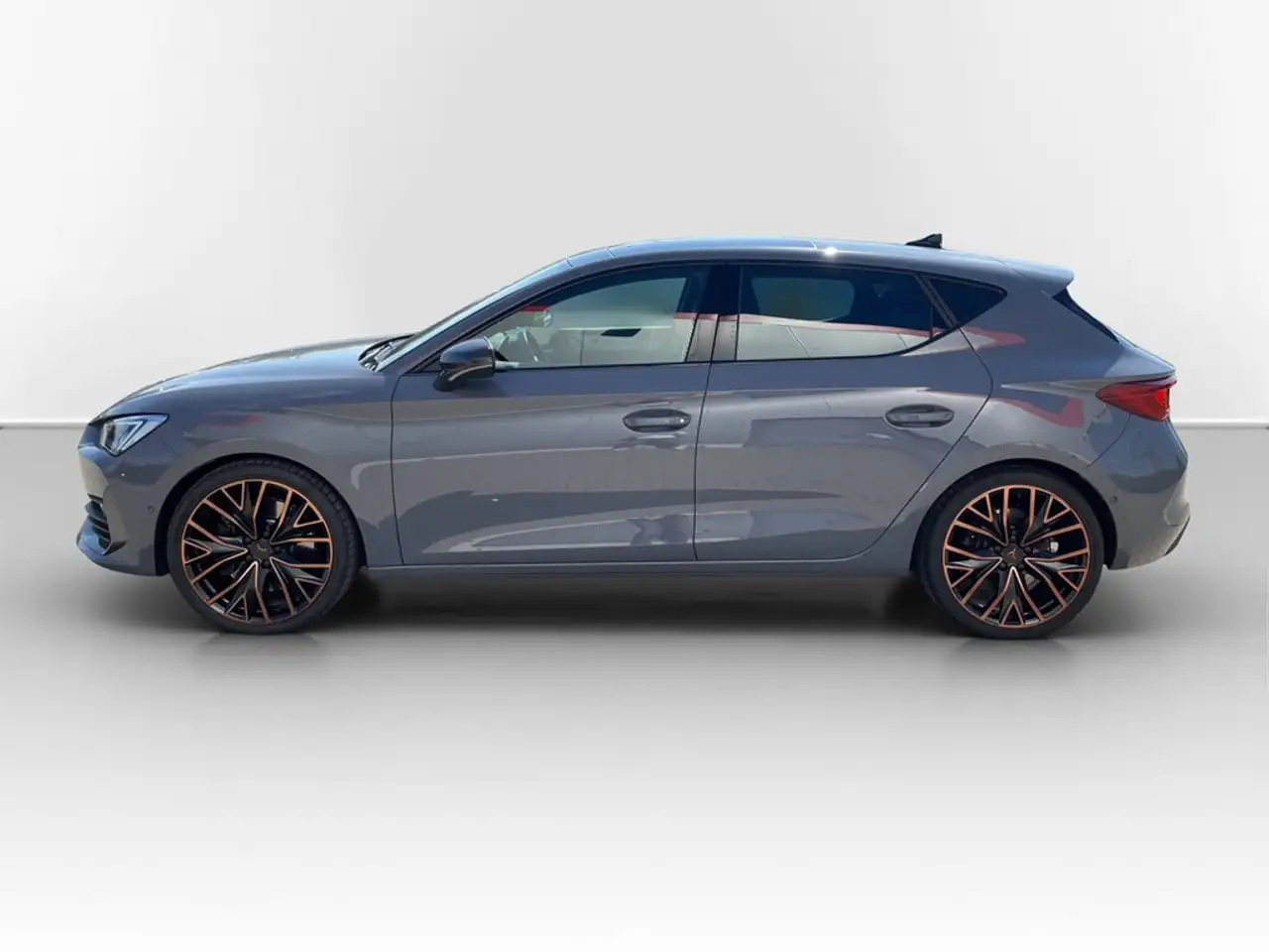 CUPRA Leon 2.0 TSI DSG VZ DCC PANO*MATRIX*VIRTUAL*NAV*ACC*... — Galería del vehículo 11