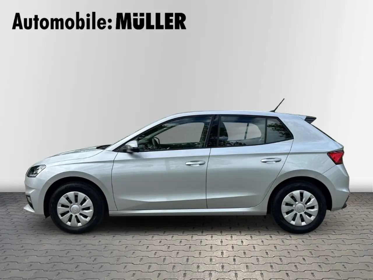 Skoda Fabia Selection 1.0 TSI 70 KW*PDC hinten*beheizbares Len — Vehicle gallery 7
