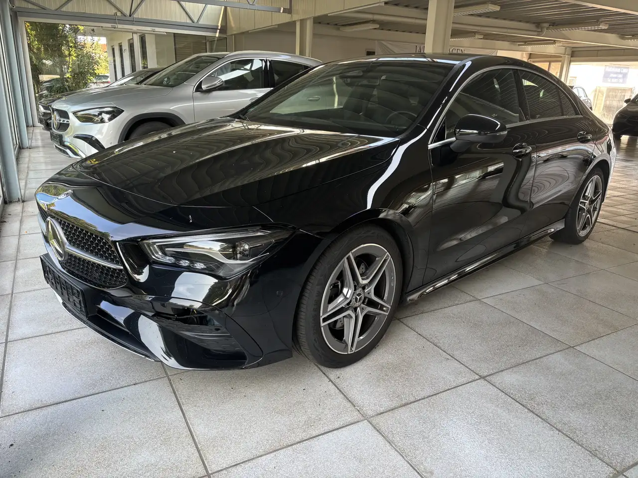 Mercedes-Benz CLA 200 AMG Line Advanced Plus Winter-Paket KEYLESS-GO — Pfatter