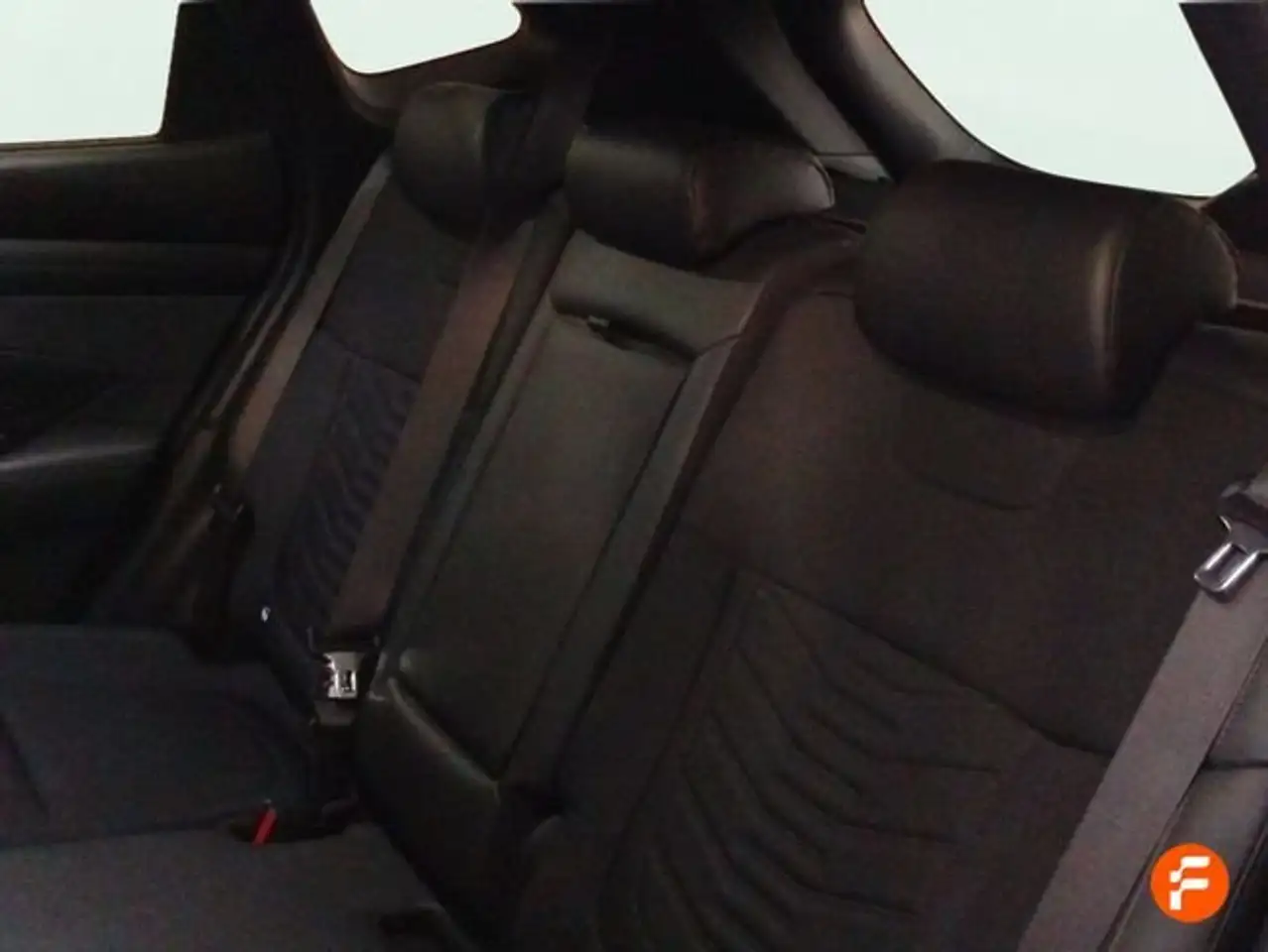 Hyundai TUCSON 1.6 CRDI 100kW (136CV) 48V Maxx DCT — Galerie du véhicule 25