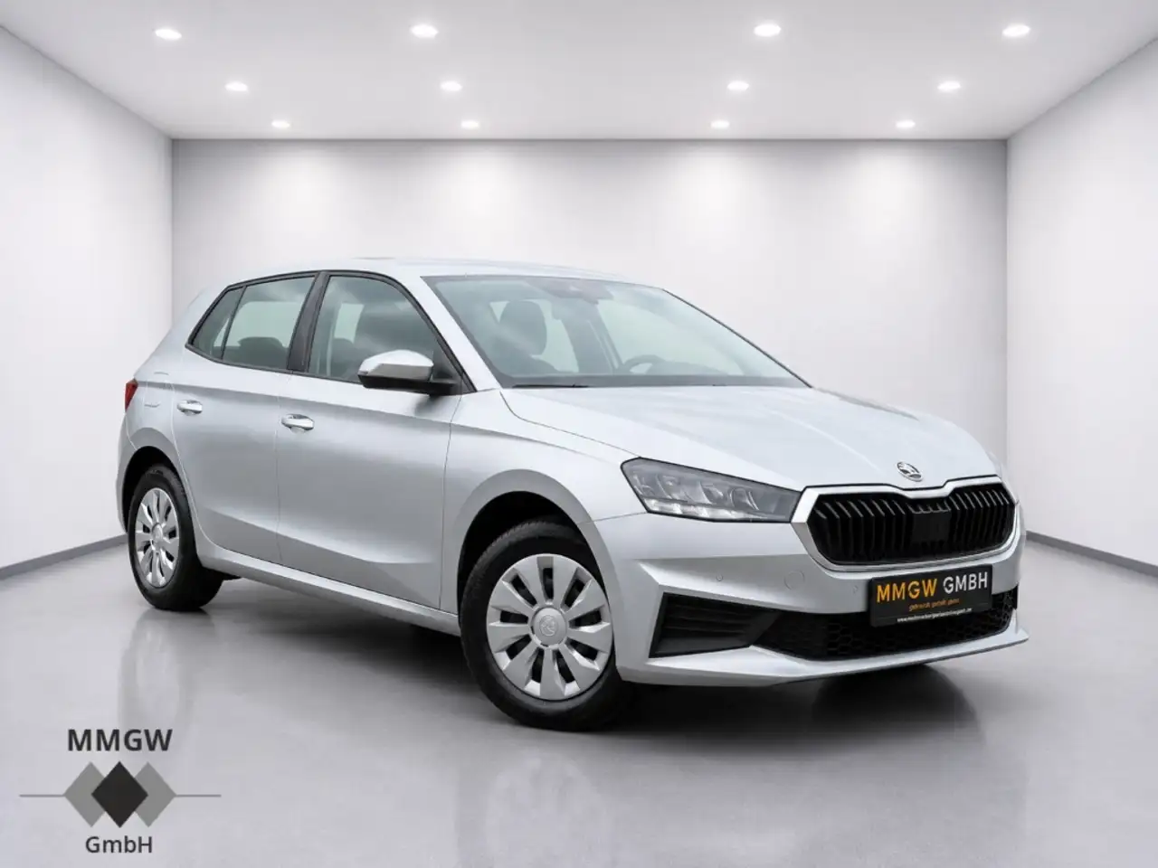 Skoda Fabia Selection LED/CarPlay/DAB/Spurwechselassistent — Vehicle gallery 3