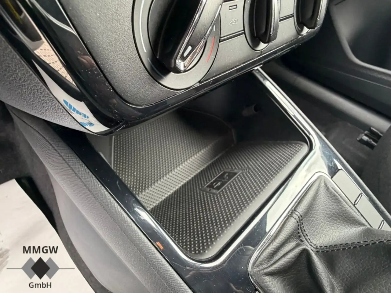 Skoda Fabia Selection LED/CarPlay/DAB/Spurwechselassistent — Vehicle gallery 22