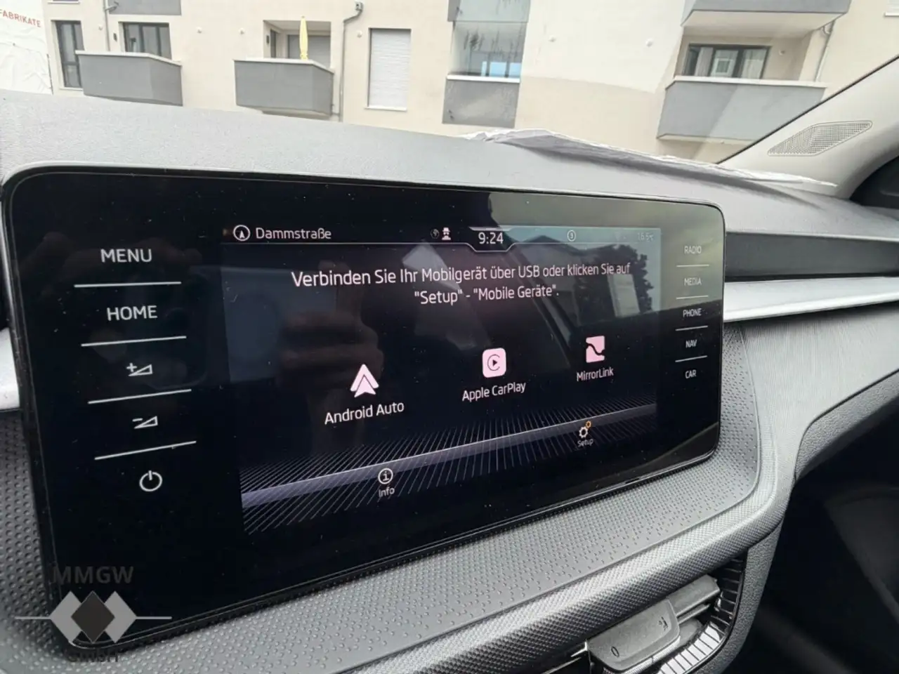Skoda Fabia Selection LED/CarPlay/DAB/Spurwechselassistent — Vehicle gallery 14