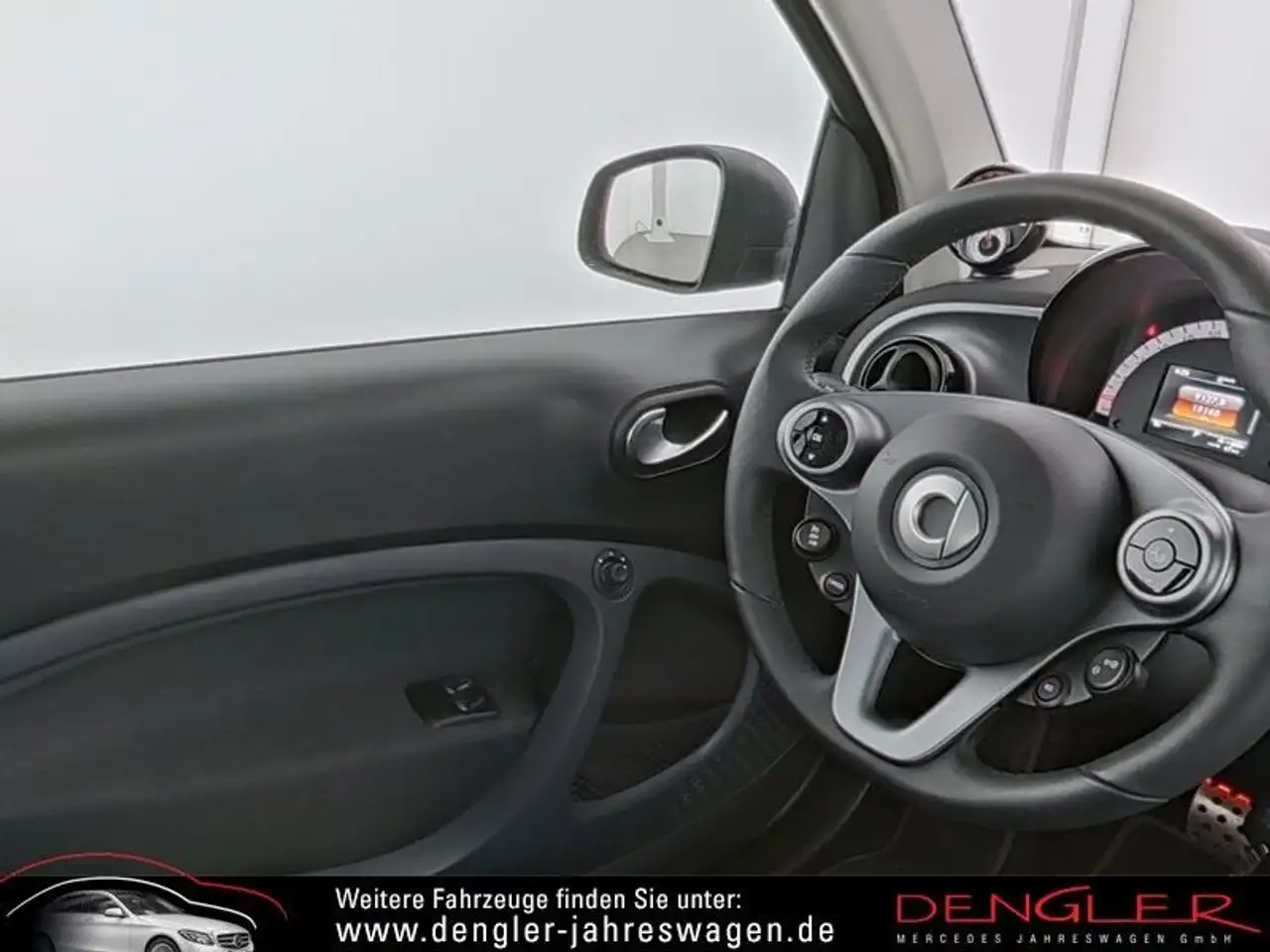 smart forTwo FORTWO Coupe EQ EXCLUSIVE*22KW*PANO PULSE — معرض صور السيارة 7
