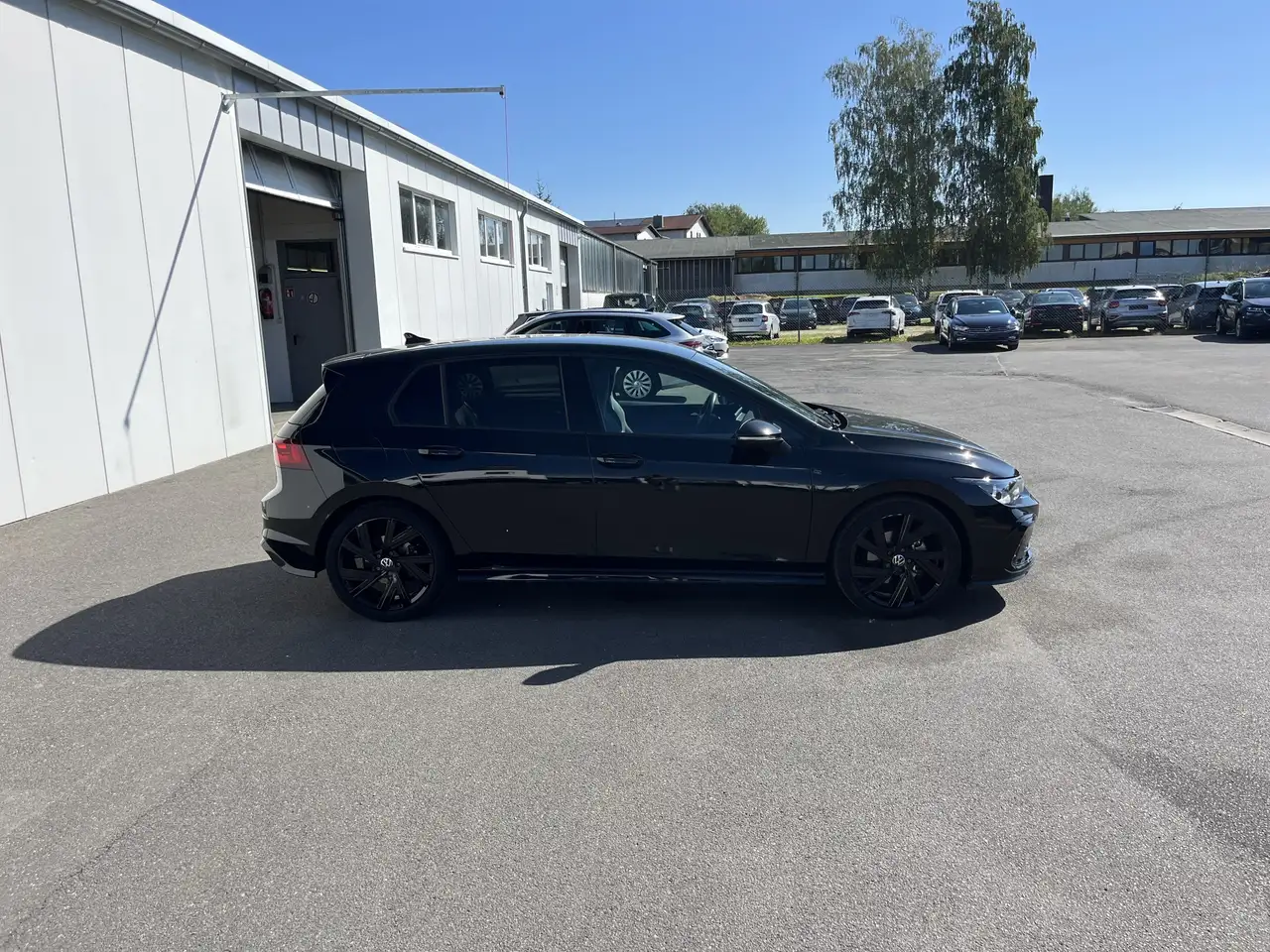 Volkswagen Golf 1.5 TSI DSG R-Line 2,99% Fin. AHK Navi TravelAssi — Vehicle gallery 6