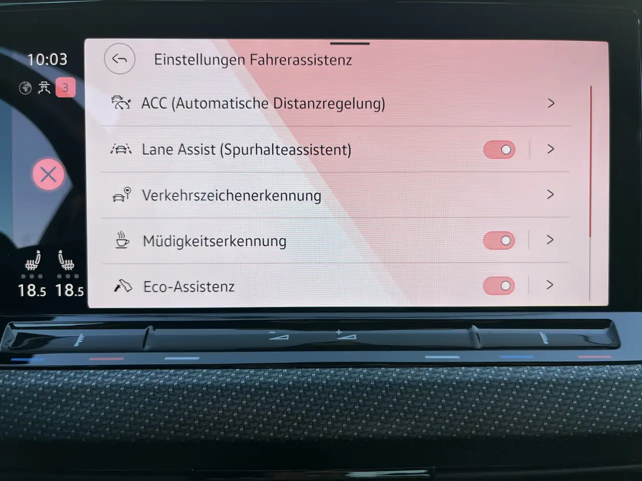 Volkswagen Golf 1.5 TSI DSG R-Line 2,99% Fin. AHK Navi TravelAssi — Vehicle gallery 23