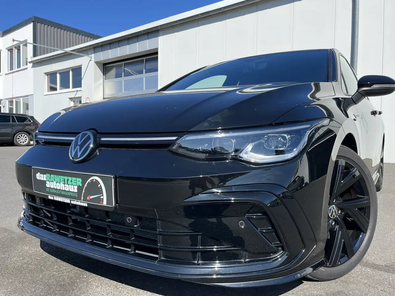 Volkswagen Golf 1.5 TSI DSG R-Line 2,99% Fin. AHK Navi TravelAssi — Marktredwitz