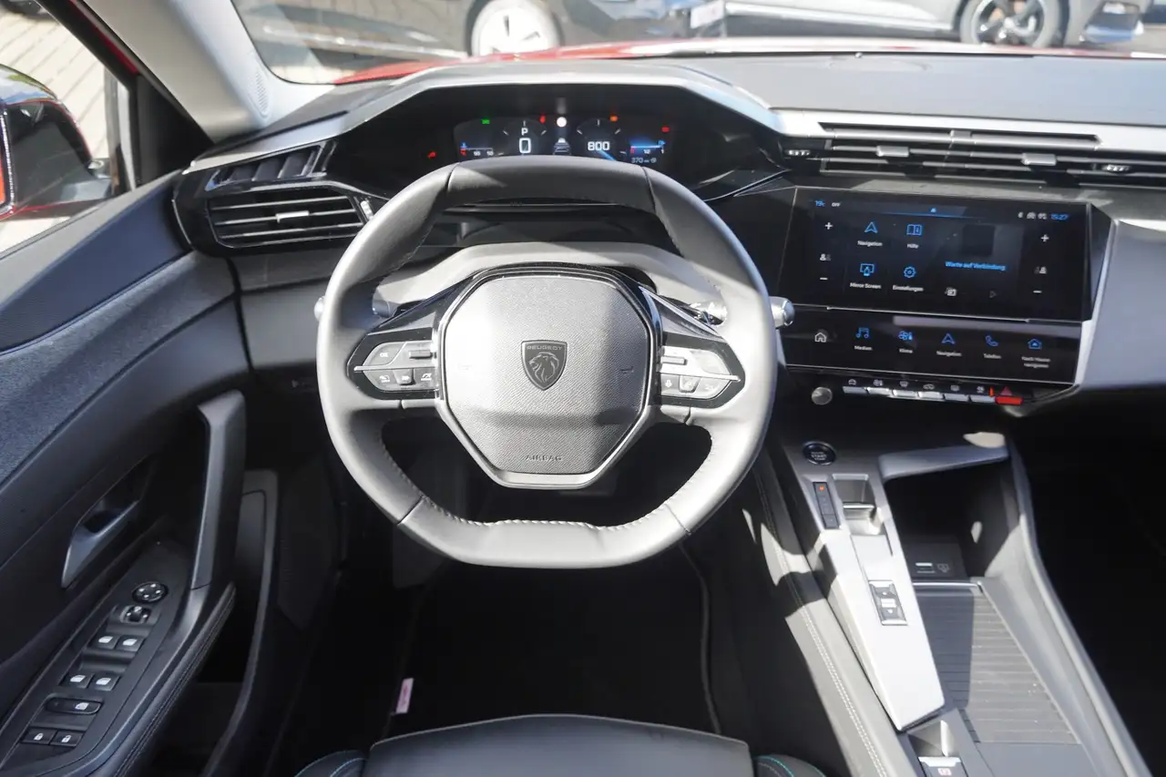Peugeot 308 SW PureTech 130 Aut. LED ACC Navi — Vehicle gallery 12