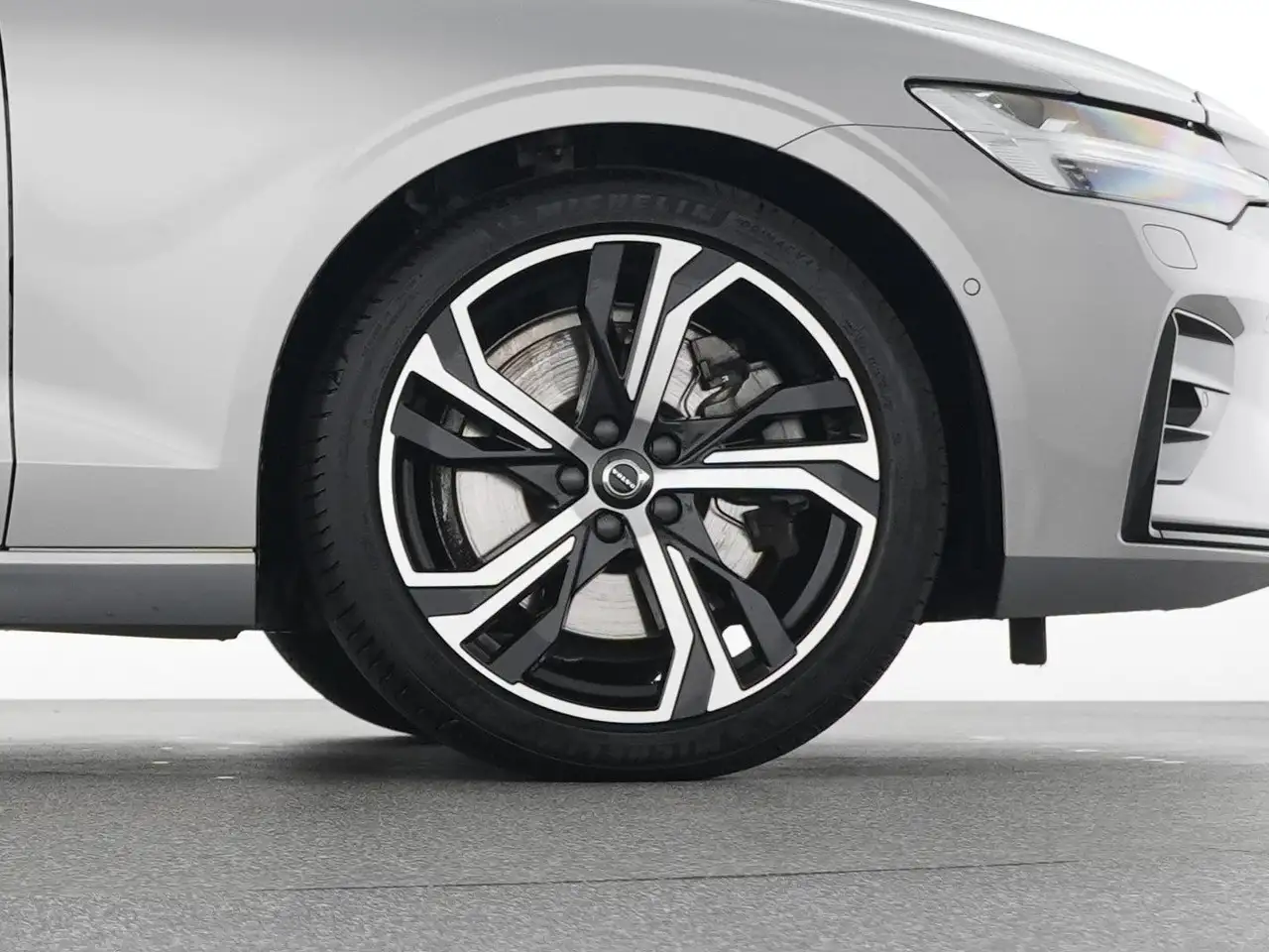 Volvo S60 B5 AWD Geartronic Ultimate Dark B&W-SOUND — معرض صور السيارة 21