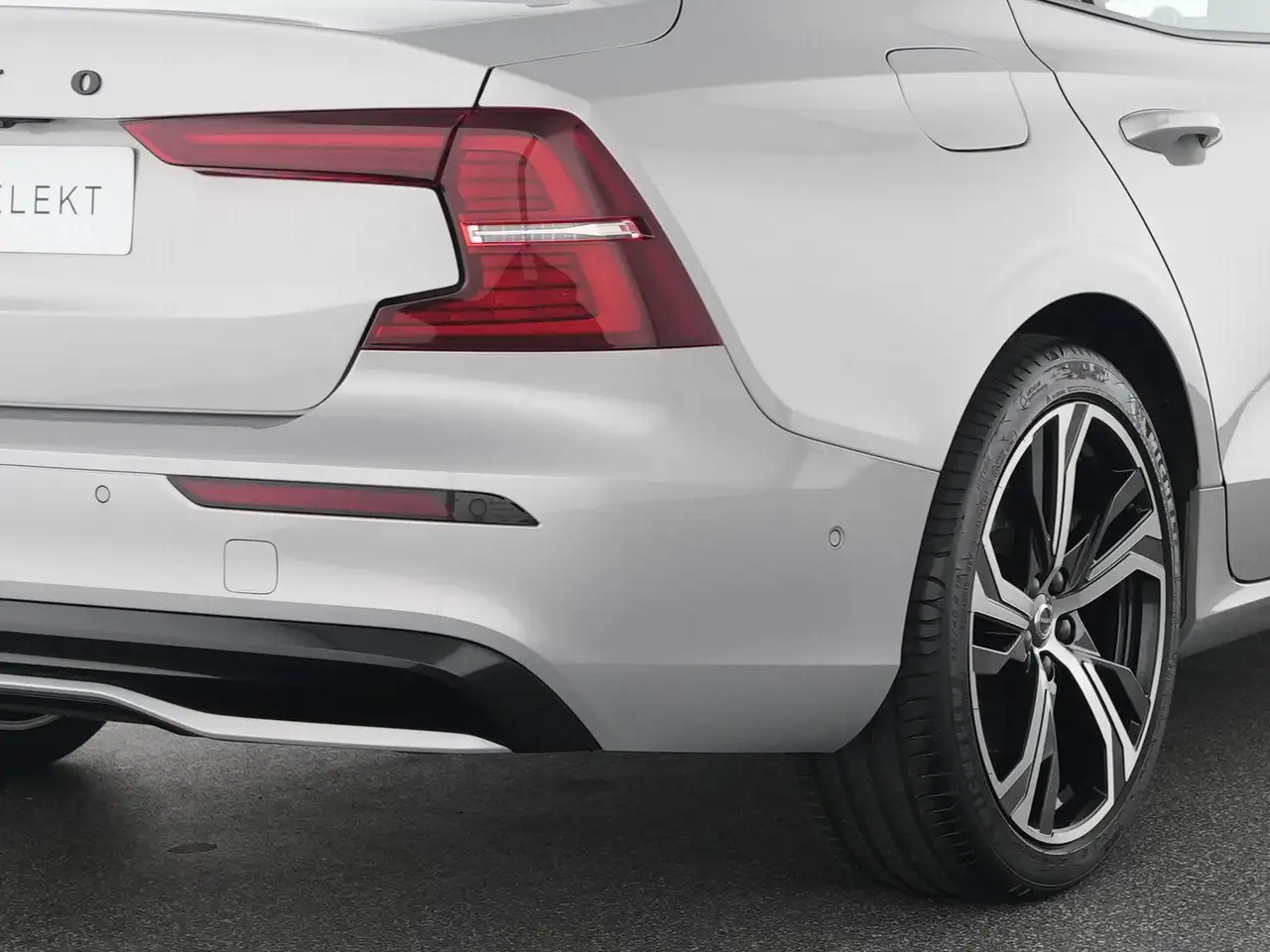 Volvo S60 B5 AWD Geartronic Ultimate Dark B&W-SOUND — معرض صور السيارة 9
