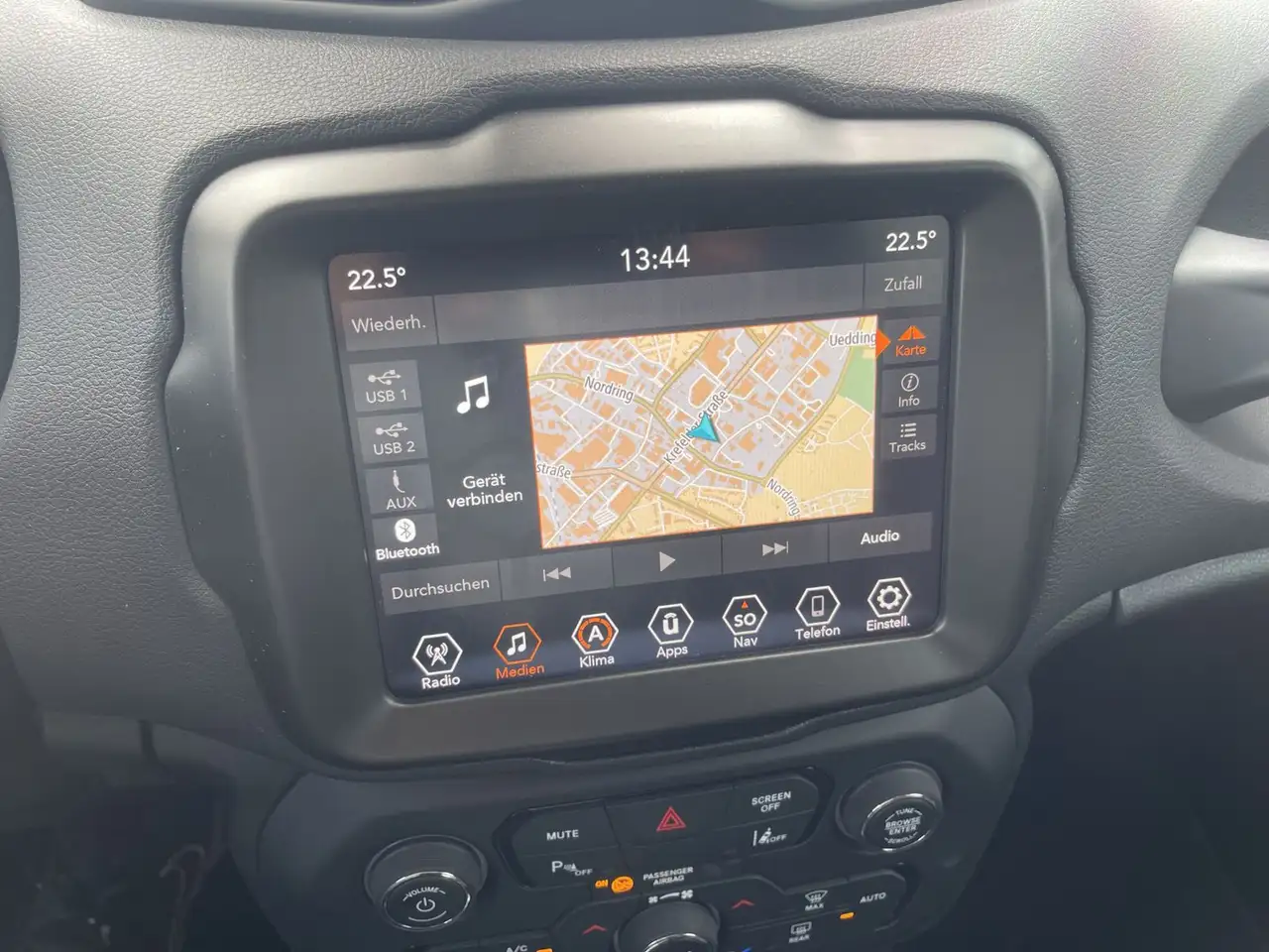Jeep Renegade Limited 1,5 MHEV Mild Hybrid LED — Vehicle gallery 24
