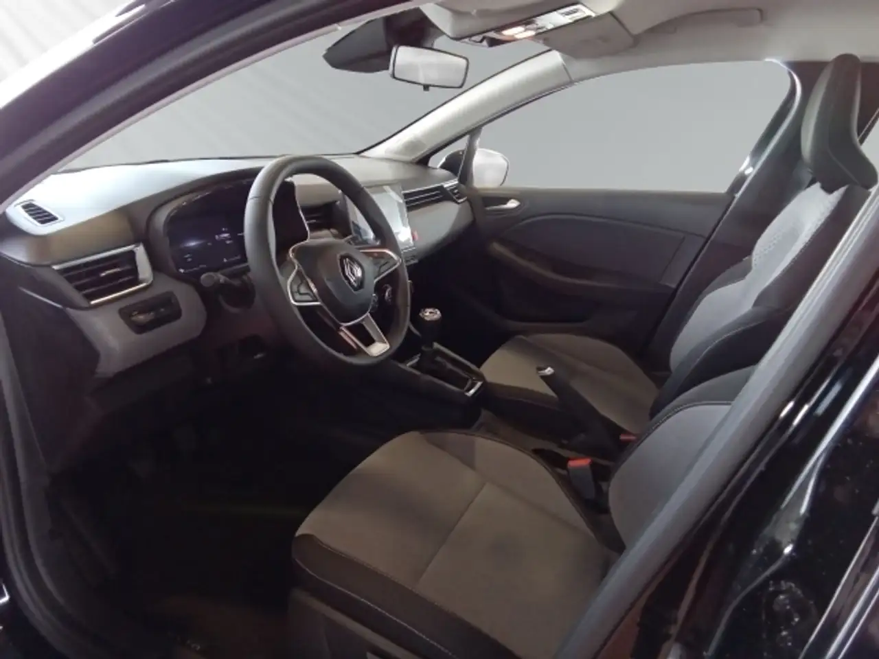 Renault Clio Evolution TCe 90 — معرض صور السيارة 9