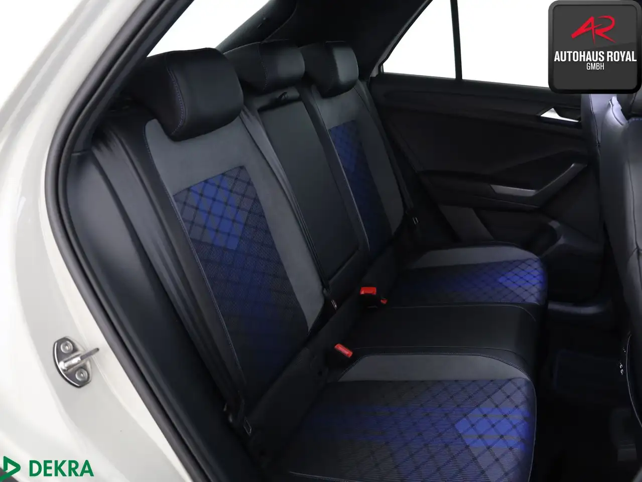 Volkswagen T-Roc R 2.0 TSI 4M MATRIX,KEYLESS,BEATS,KAMERA — Galerie du véhicule 11