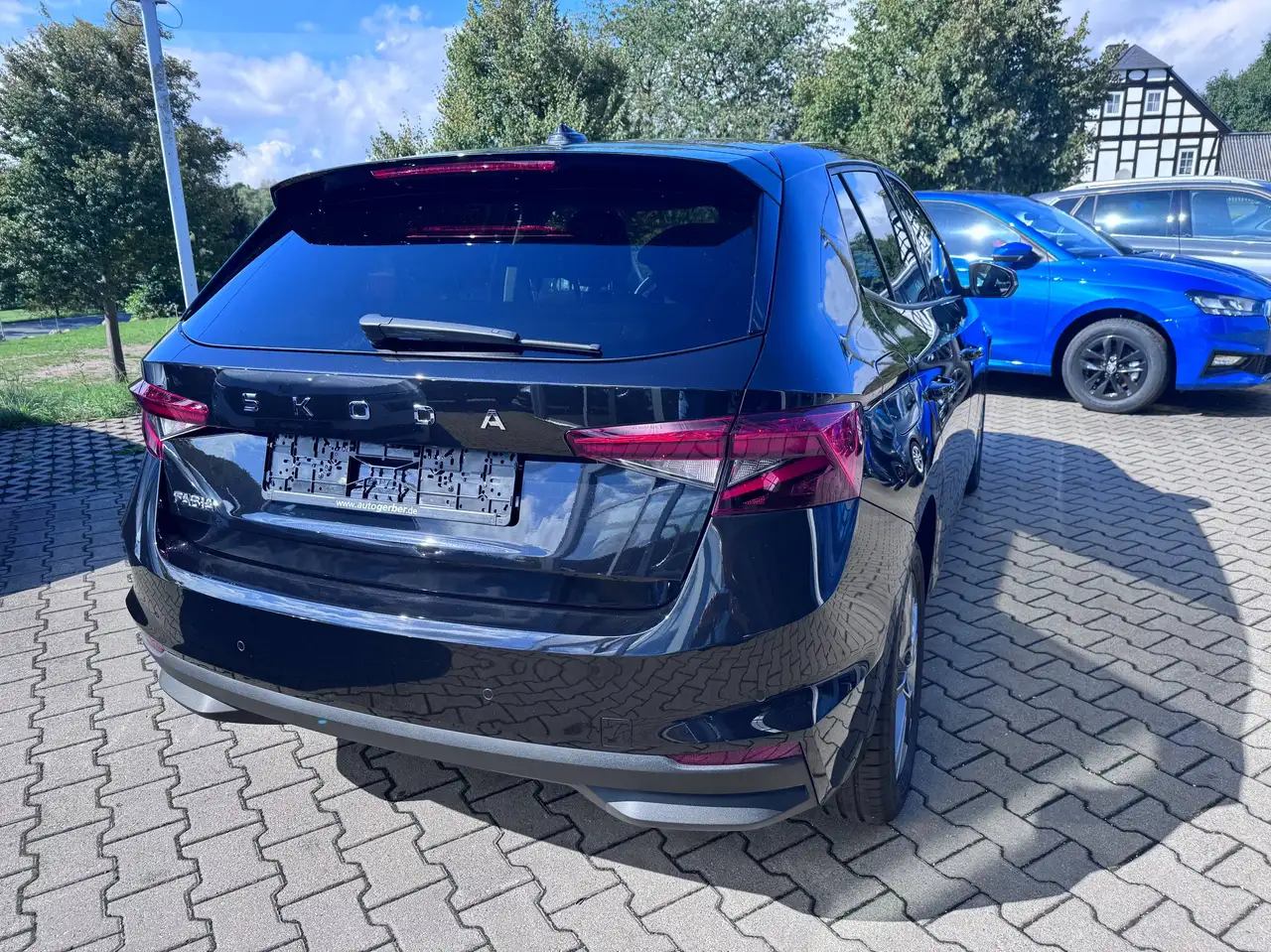 Skoda Fabia Fabia IV 1.0 TSI Drive Voll LED Kamera 2xPDC — Galería del vehículo 7