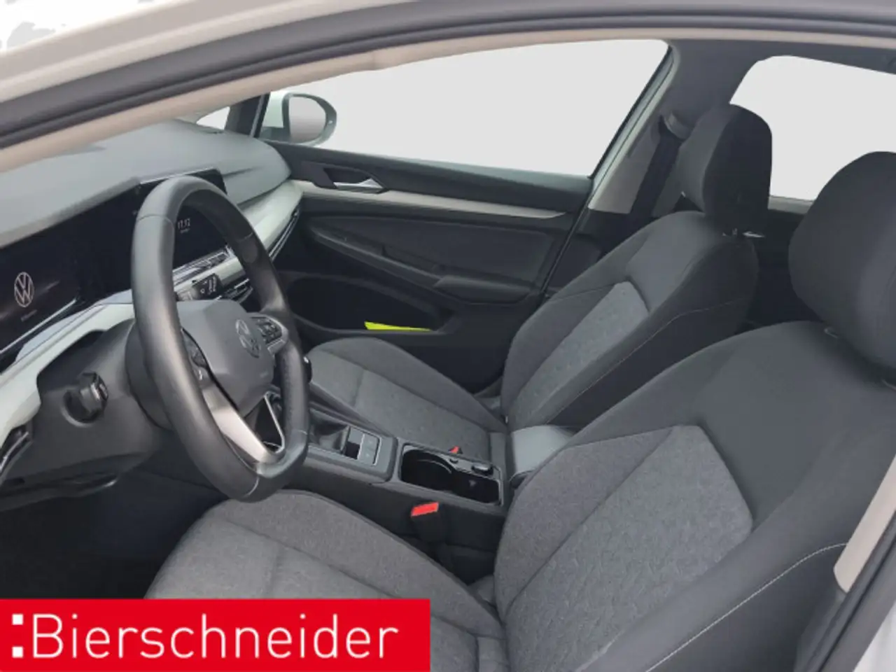 Volkswagen Golf 8 1.0 TSI Move ACC LED SHZ ALU PDC — Vehicle gallery 10