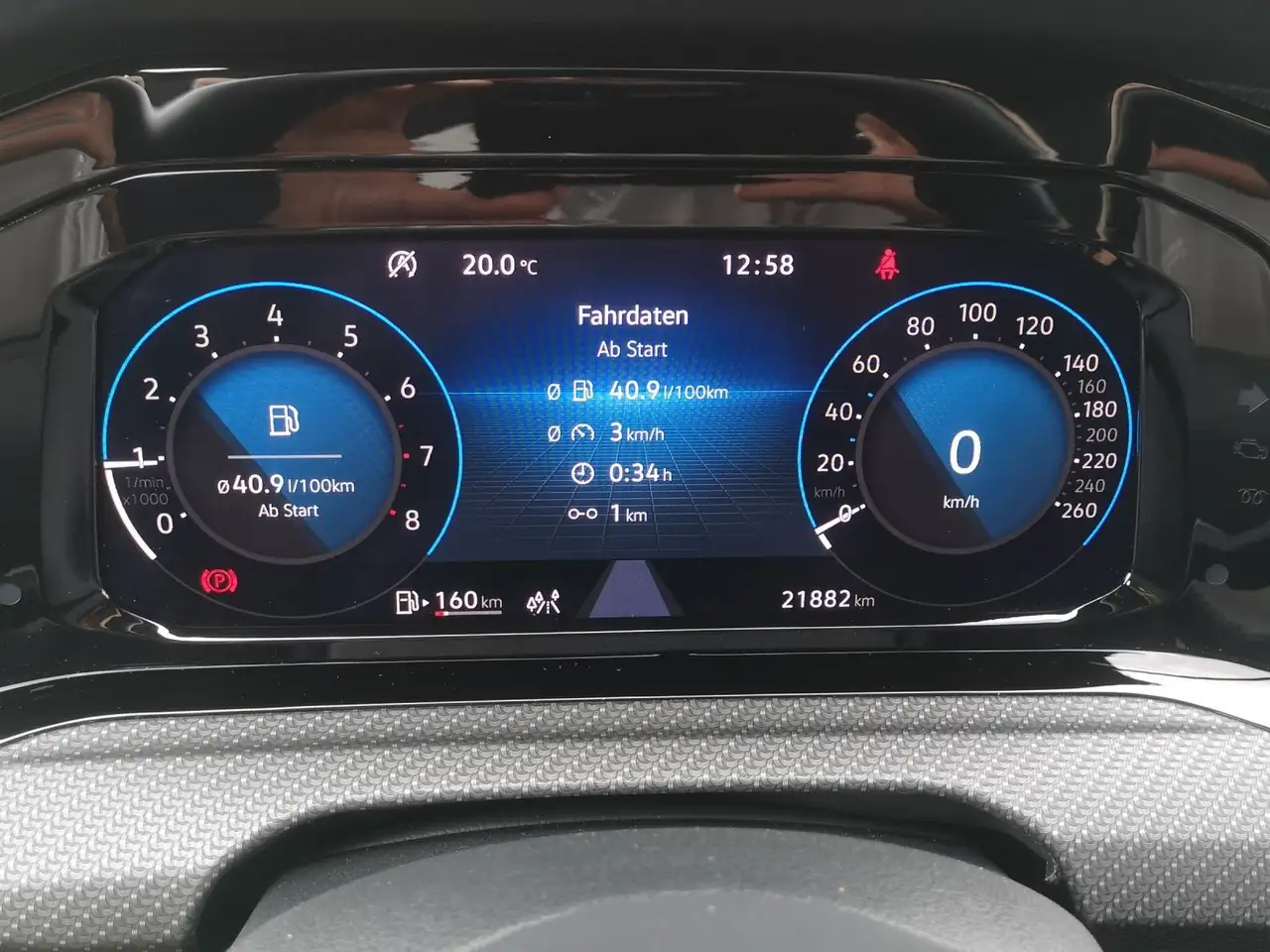Volkswagen Golf R-Line 1.5 TSI 6-Gang *NAVI*KAM*SHZ*APP-CON — معرض صور السيارة 20