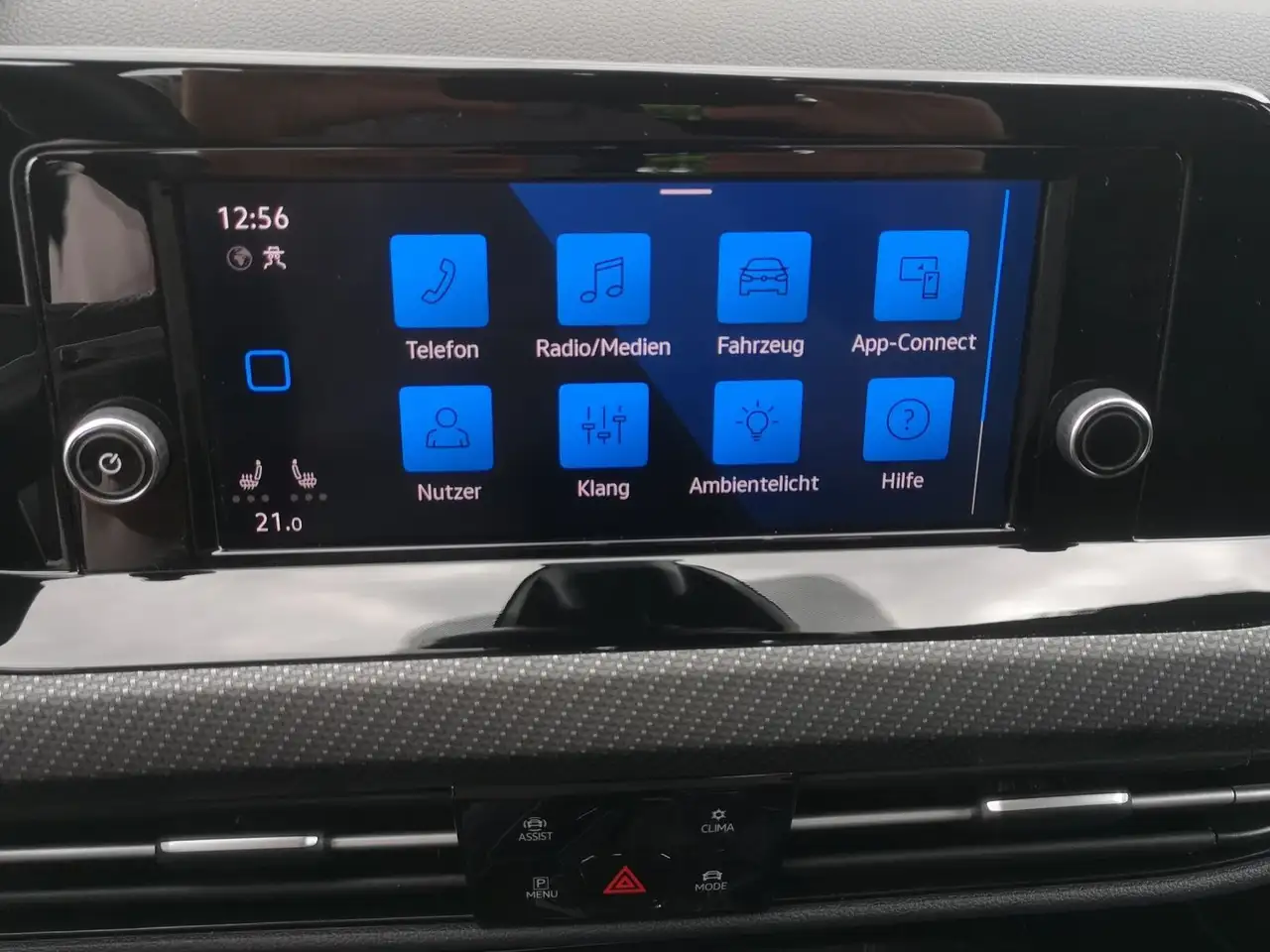 Volkswagen Golf R-Line 1.5 TSI 6-Gang *NAVI*KAM*SHZ*APP-CON — معرض صور السيارة 9