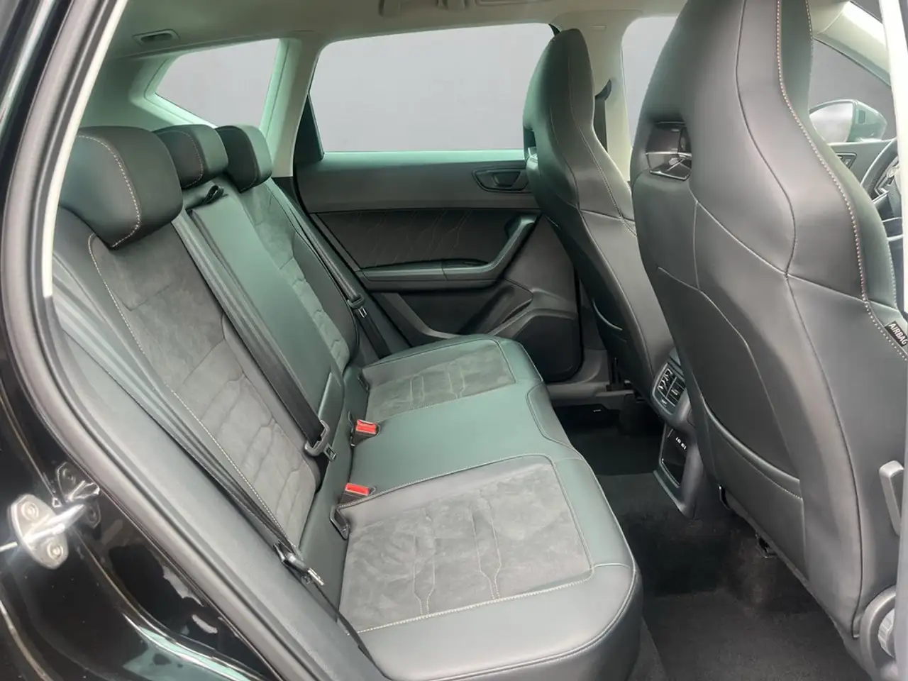 CUPRA Ateca 1.5 TSI DSG *Pano* — معرض صور السيارة 12