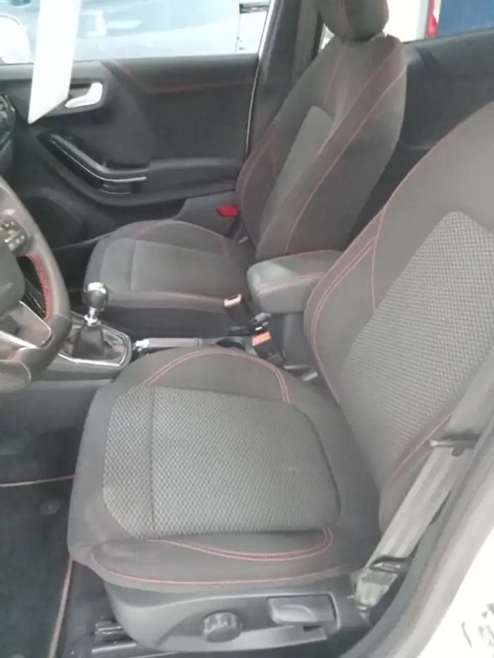 Ford Puma 1.0 EcoBoost MHEV ST-Line 125 — Galería del vehículo 15
