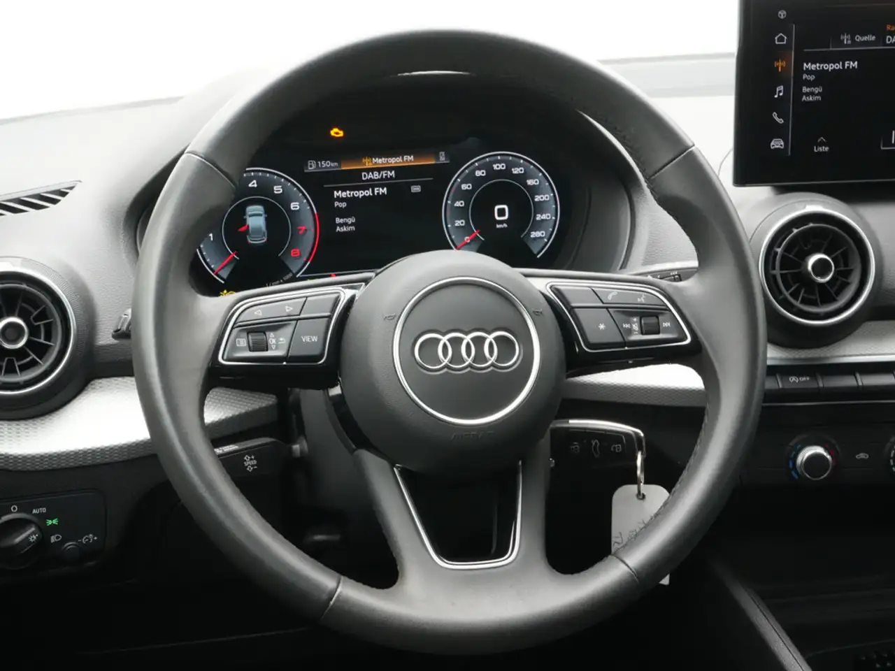 Audi Q2 VIRT LED PDC KLIMA FACELIFT — Vehicle gallery 7