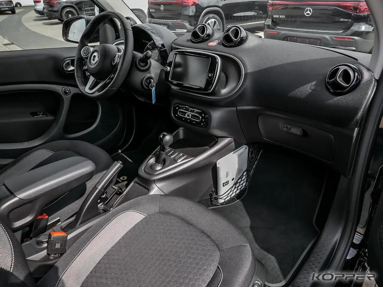 smart forTwo fortwo EQ LAST ONE Exclusive Black — معرض صور السيارة 7