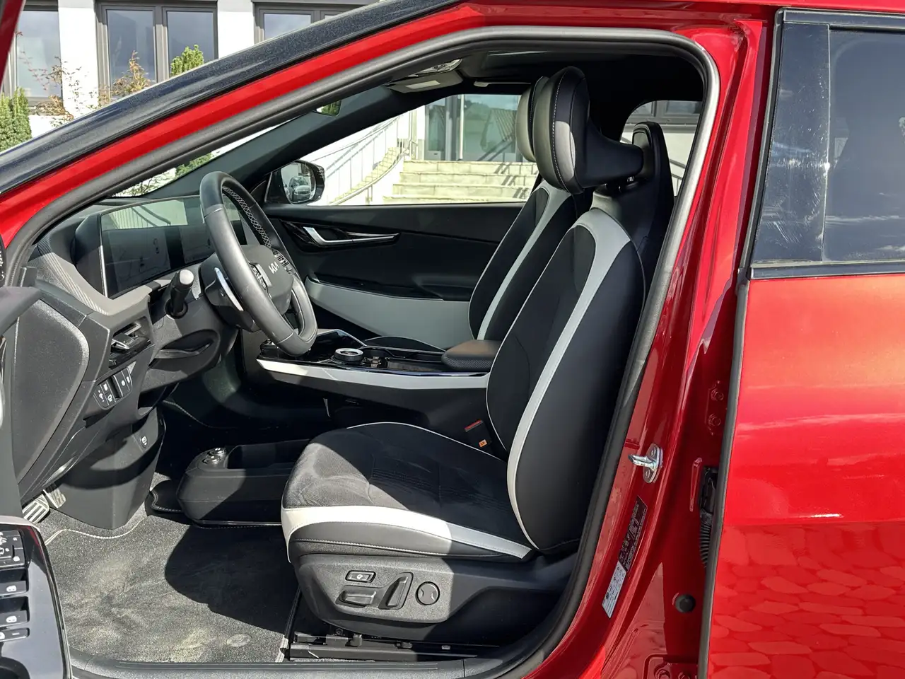 Kia EV6 GT-Line LED PANO HUD RELAX MEMO 360° WÄPU — Galerie du véhicule 13