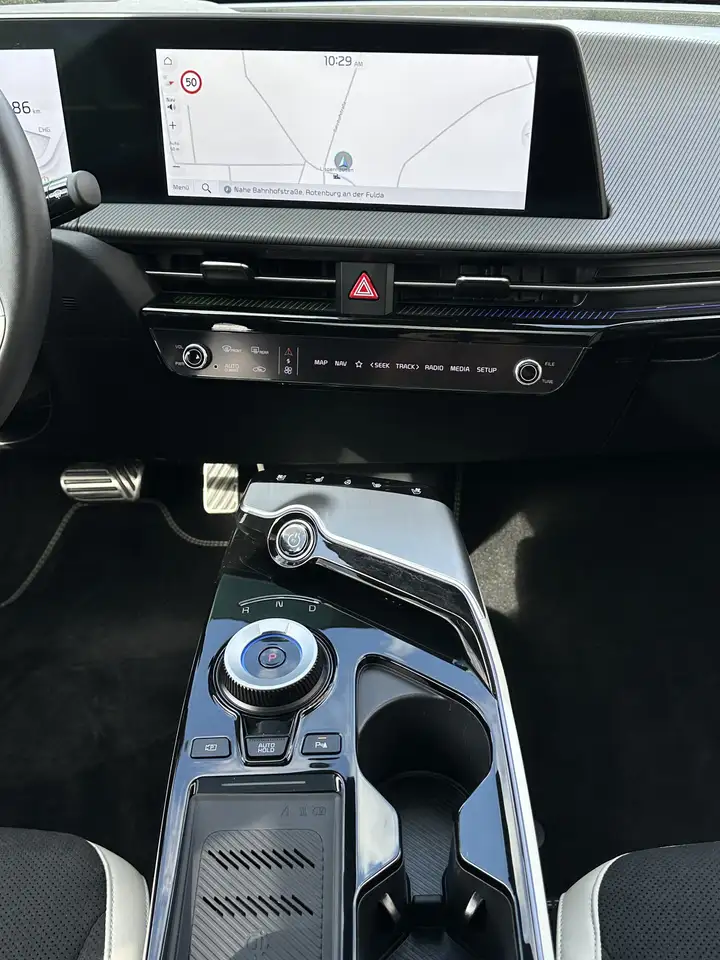 Kia EV6 GT-Line LED PANO HUD RELAX MEMO 360° WÄPU — Galerie du véhicule 17