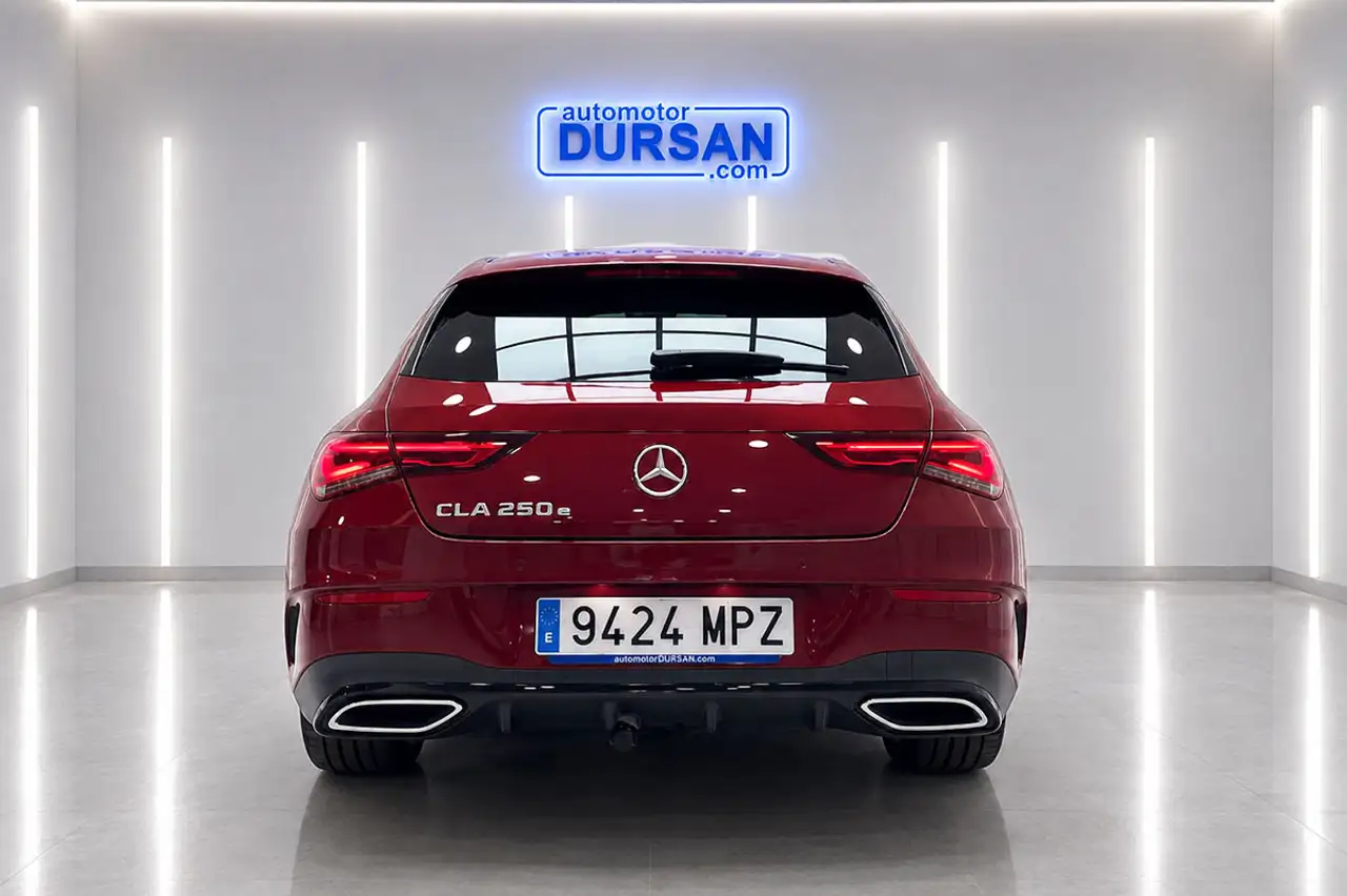 Mercedes-Benz CLA 250 Shooting Brake 250e 8G-DCT — Galería del vehículo 11