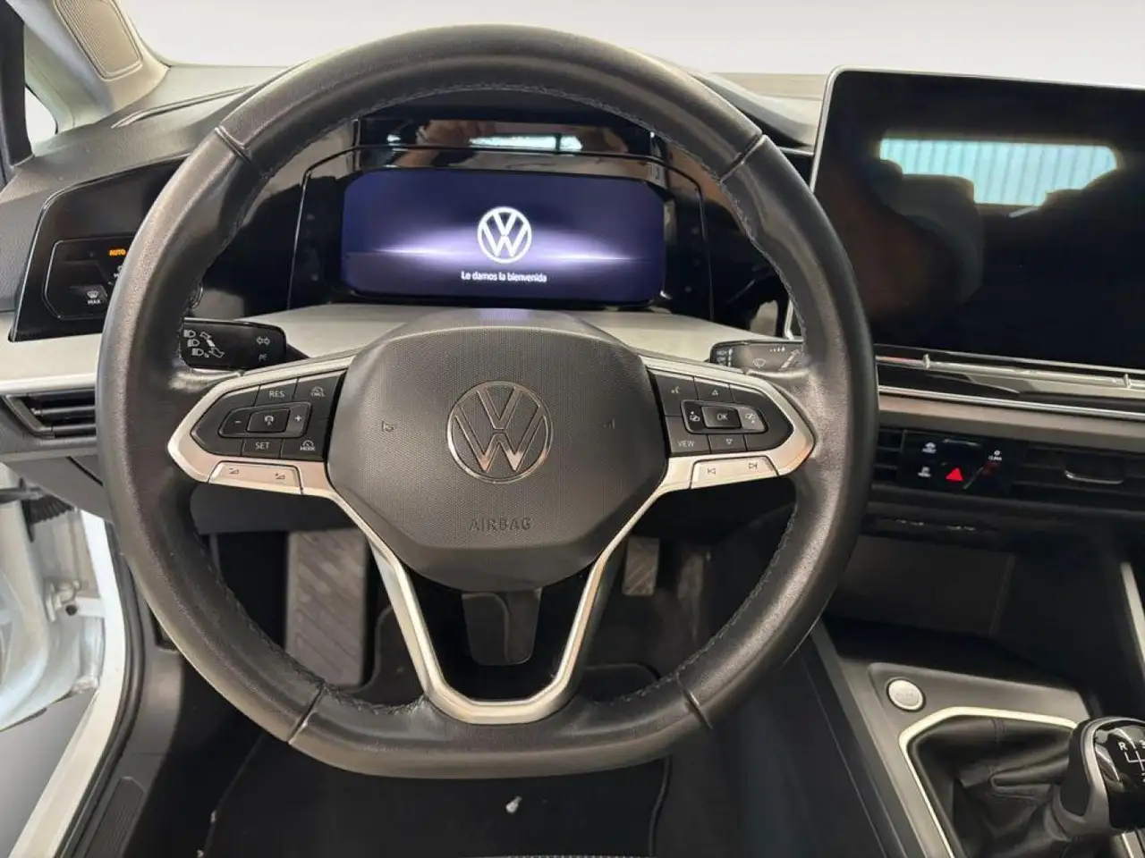 Volkswagen Golf 1.5 TSI 85kW — معرض صور السيارة 9