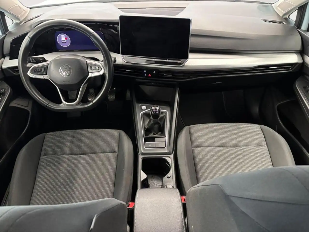 Volkswagen Golf 1.5 TSI 85kW — معرض صور السيارة 4