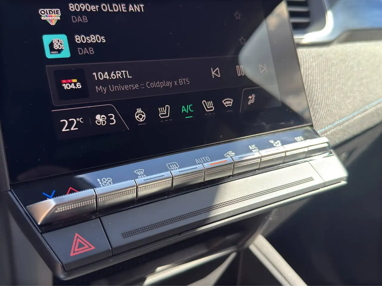 Renault Captur Esprit Alpine 1. Hand Lenkradheizung, Harman Kardon, 360Grad Kamera wenig KM sehr gepflegt — Galerie du véhicule 17
