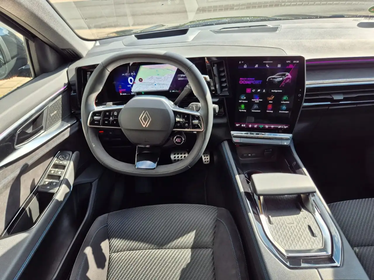Renault Austral Iconic Esprit Alpine 160 Matrix Harmann — Galerie du véhicule 8