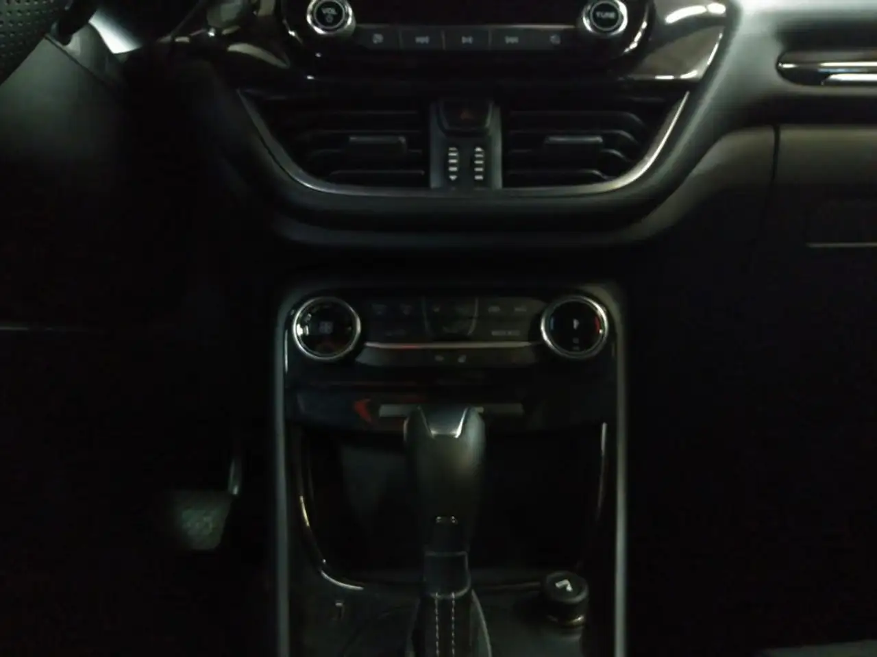 Ford Puma 1.0 EcoBoost Hybrid Aut. ST-LINE — Vehicle gallery 13