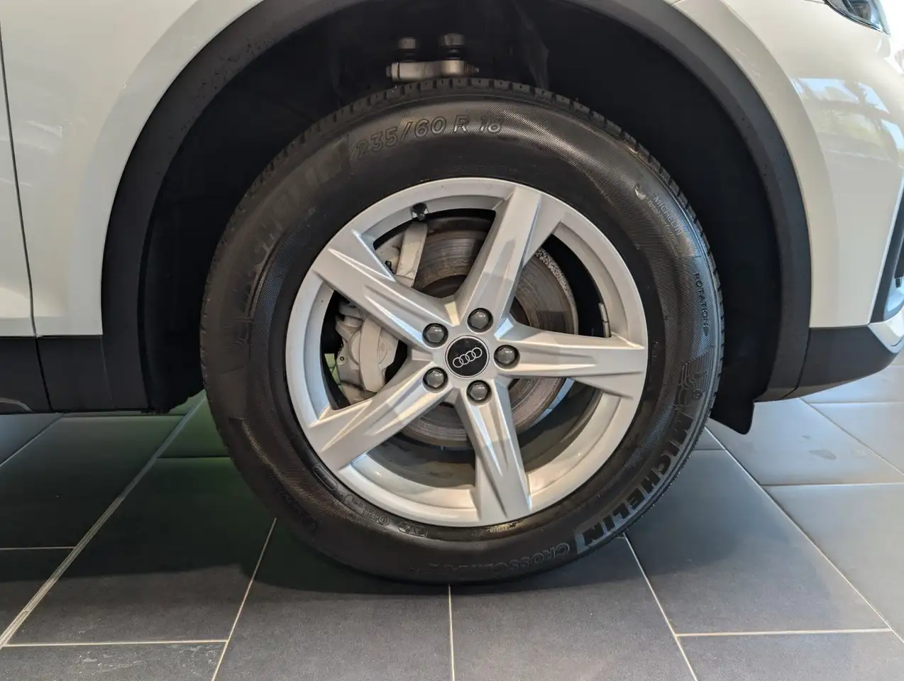 Audi Q5 40 TFSI quattro S tronic 1.Hand — Galería del vehículo 15