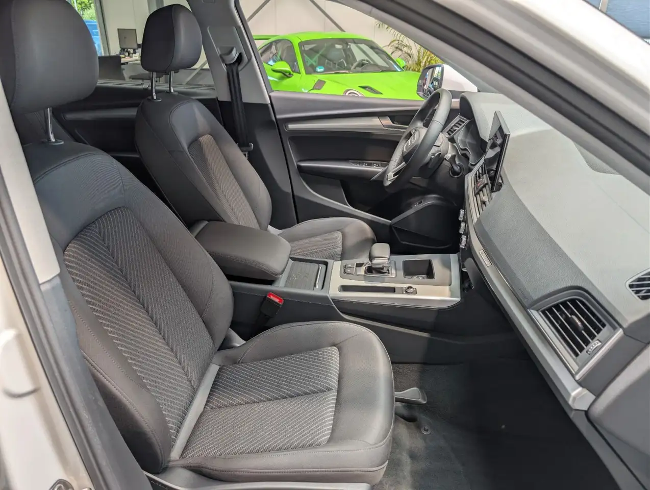 Audi Q5 40 TFSI quattro S tronic 1.Hand — Galería del vehículo 12