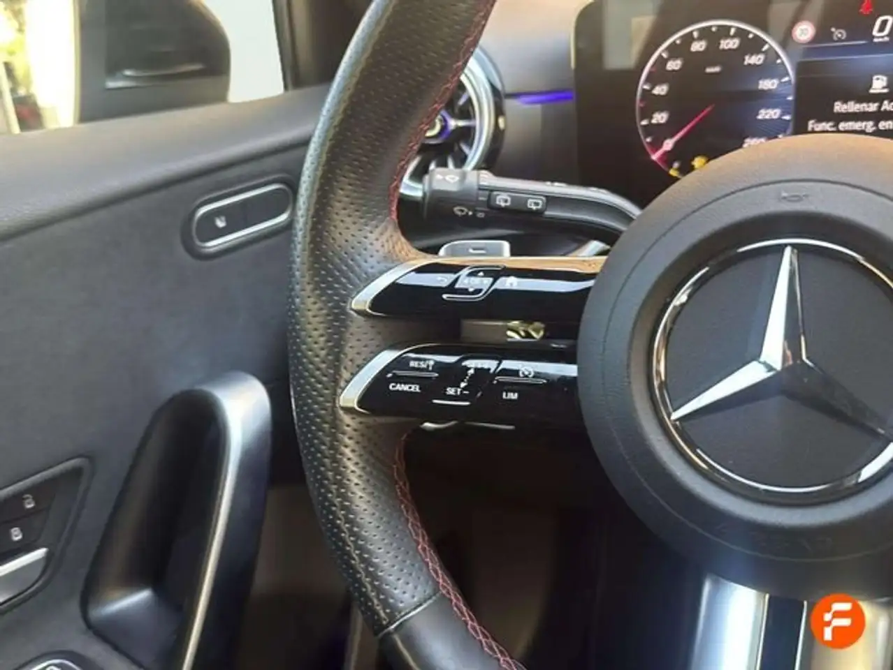 Mercedes-Benz A 200 d — Galería del vehículo 25