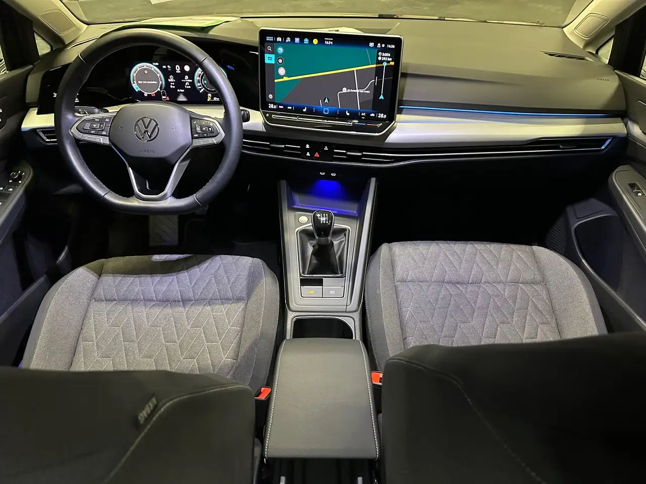 Volkswagen Golf Variant VIII 1.5 TSI Life *NAVI*KAMERA*LED plus*CarPlay* — Galerie du véhicule 12