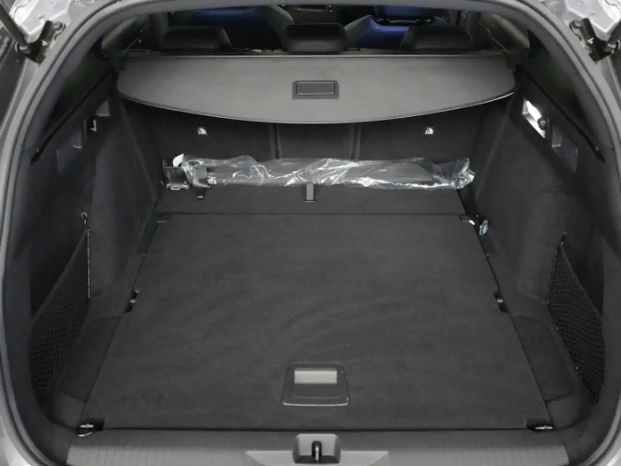 Opel Astra L ST GS AT+AHK+NAVI+360 GRAD KAMERA+SITZ-/LENKRADH — معرض صور السيارة 9